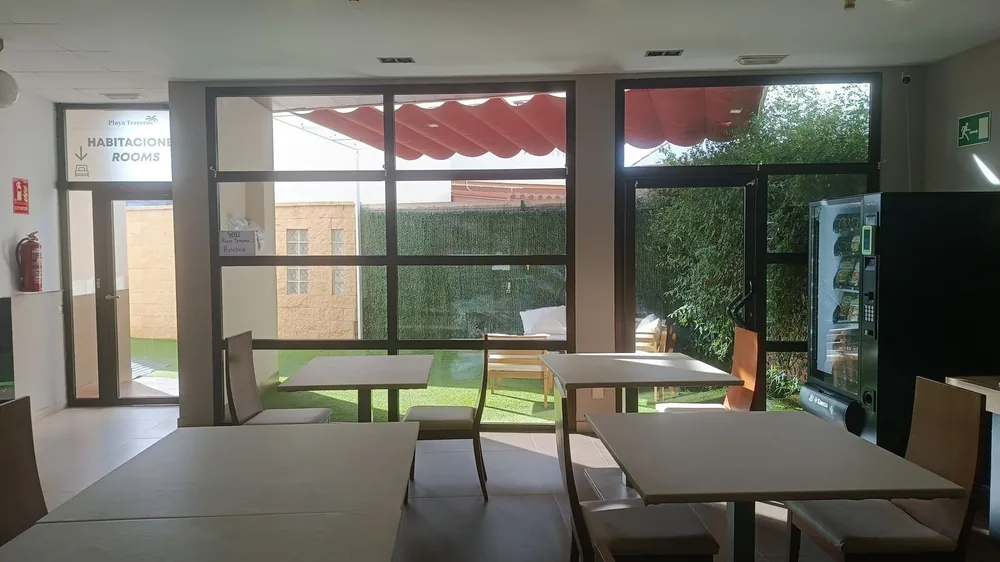 Comedor donde se sirve el desayuno buffet
